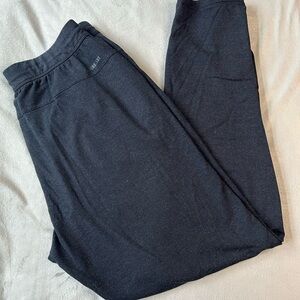 Adidas men’s jogger, M